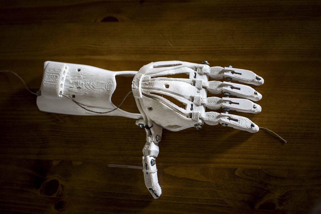 Rewolucja w medycynie: jak technologia 3D zmienia produkcję protez
